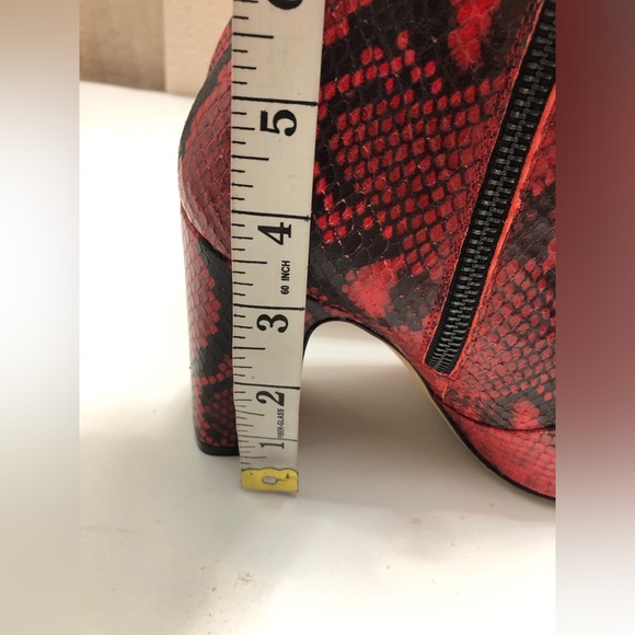 Stuart Weitzman Fifer Red Python Print Leather Boots Sz 8 - Picture 3 of 12